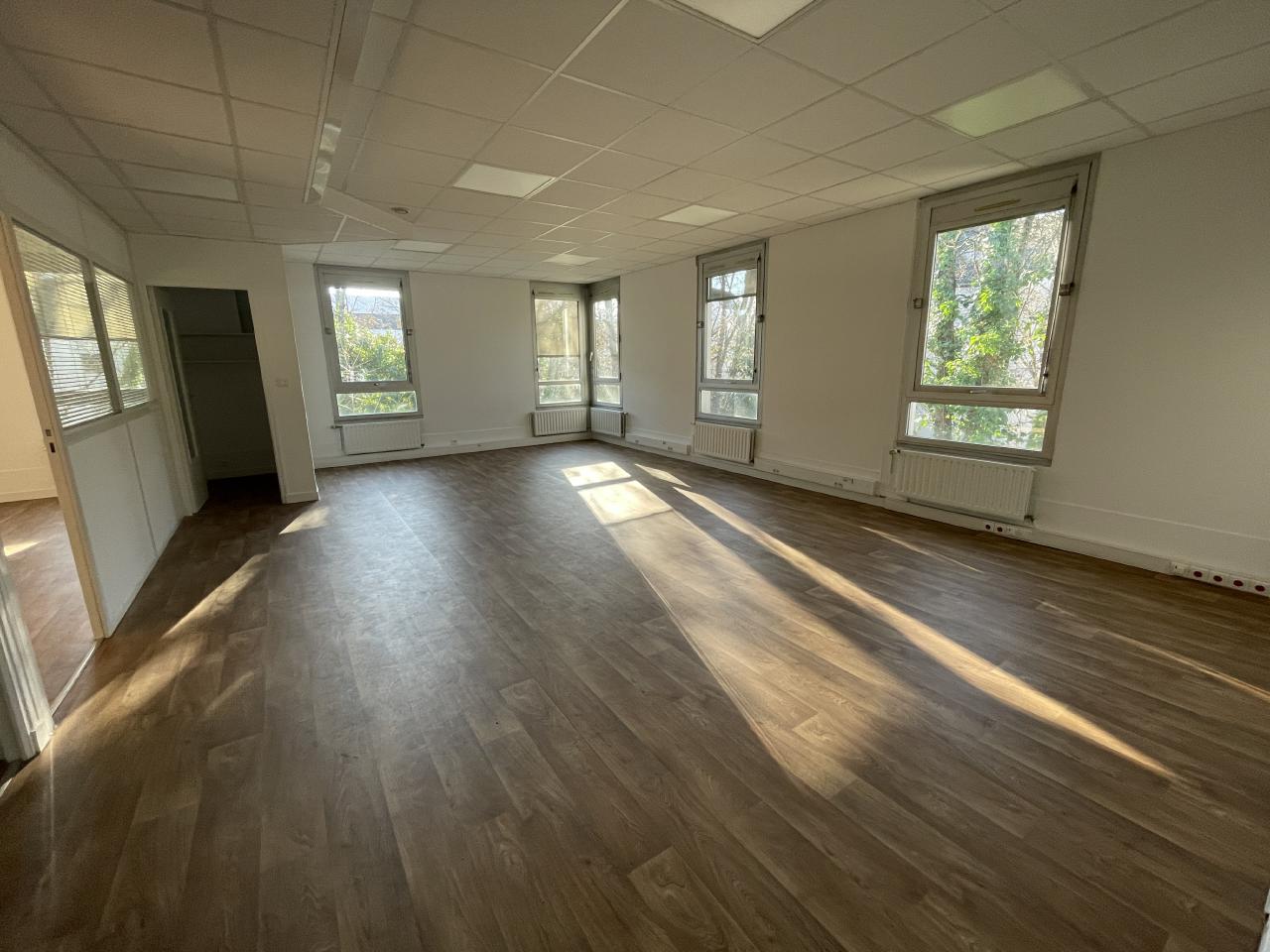 Bureau Rennes 86m² Location bureau Rennes Ille-et-Vilaine OLBUR2418927 3